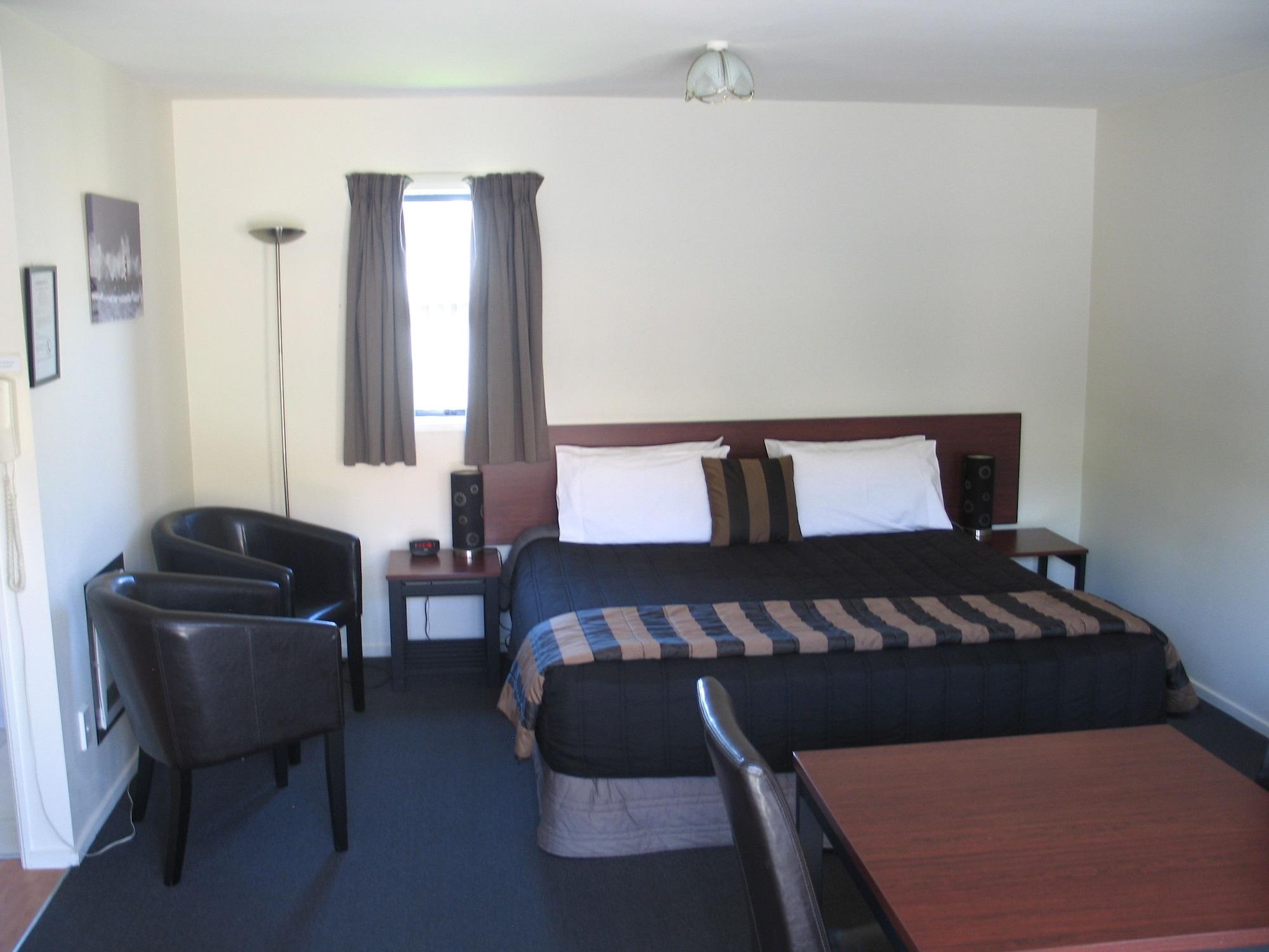 Sherborne Motor Lodge Крайстчёрч Экстерьер фото